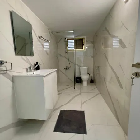 Апартаменти Centro Ларнака