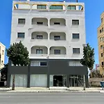 Centro Appartamento Larnaca